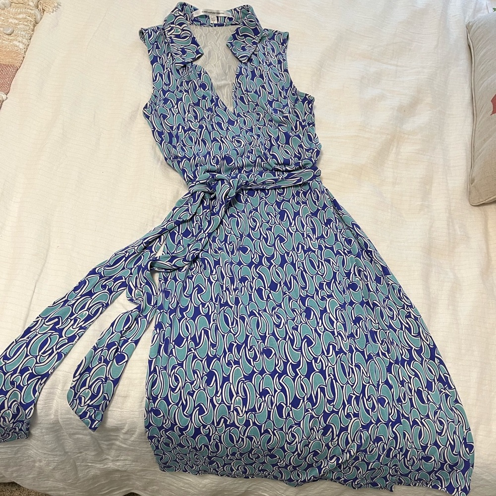 Stretchy silk DIANE von FURSTENBERG wrap dress